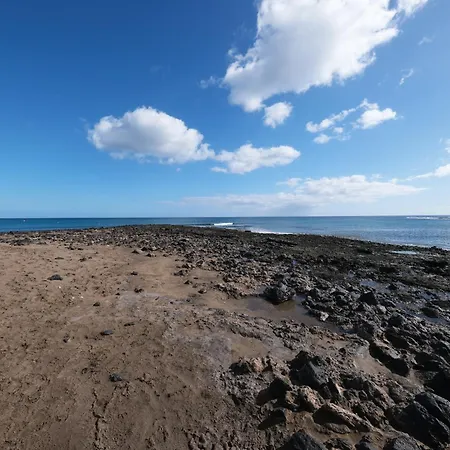 Sol Y Arena Playa Honda-100m From The * Playa Honda (Lanzarote)